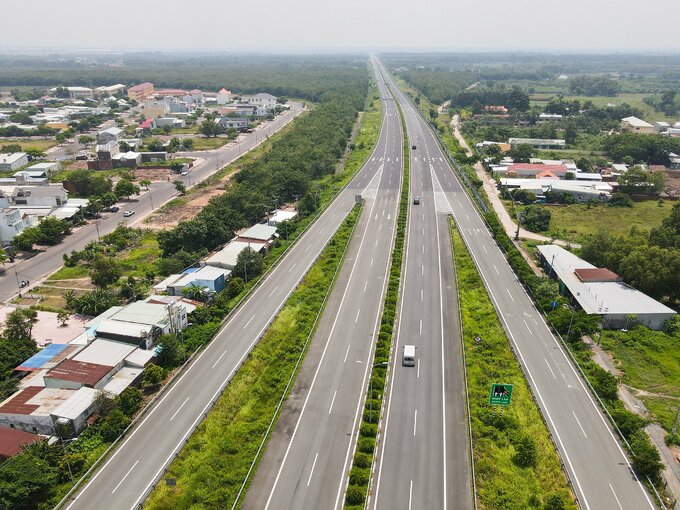 Đồng Nai được chi vốn lớn để phát triển đồng bộ hệ thống hạ tầng trong năm 2021. Ảnh: Phước Tuấn.